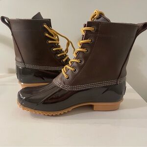 •G.H. BASS & CO.•Brown Leather Upper Harlequin Duck Boot, women’s size 7
